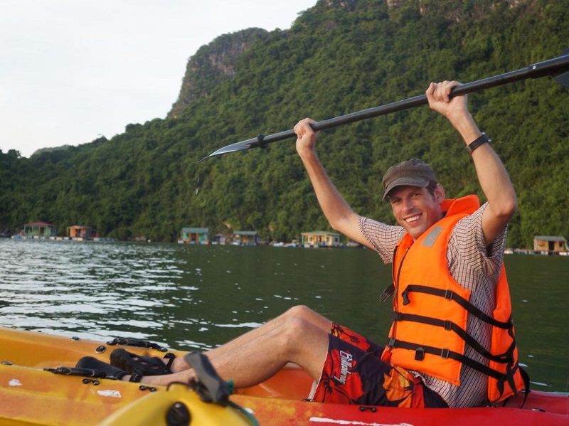 Kayaking on the Nam Song river